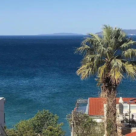 Gostinjska kuća Pink 3*