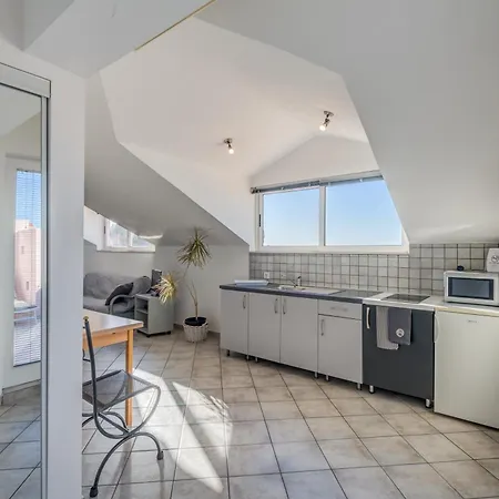 بيت ضيافة Pink بودْسْتغانا