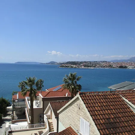 بيت ضيافة Pink