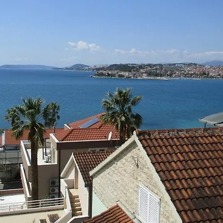 بيت ضيافة Pink 3*